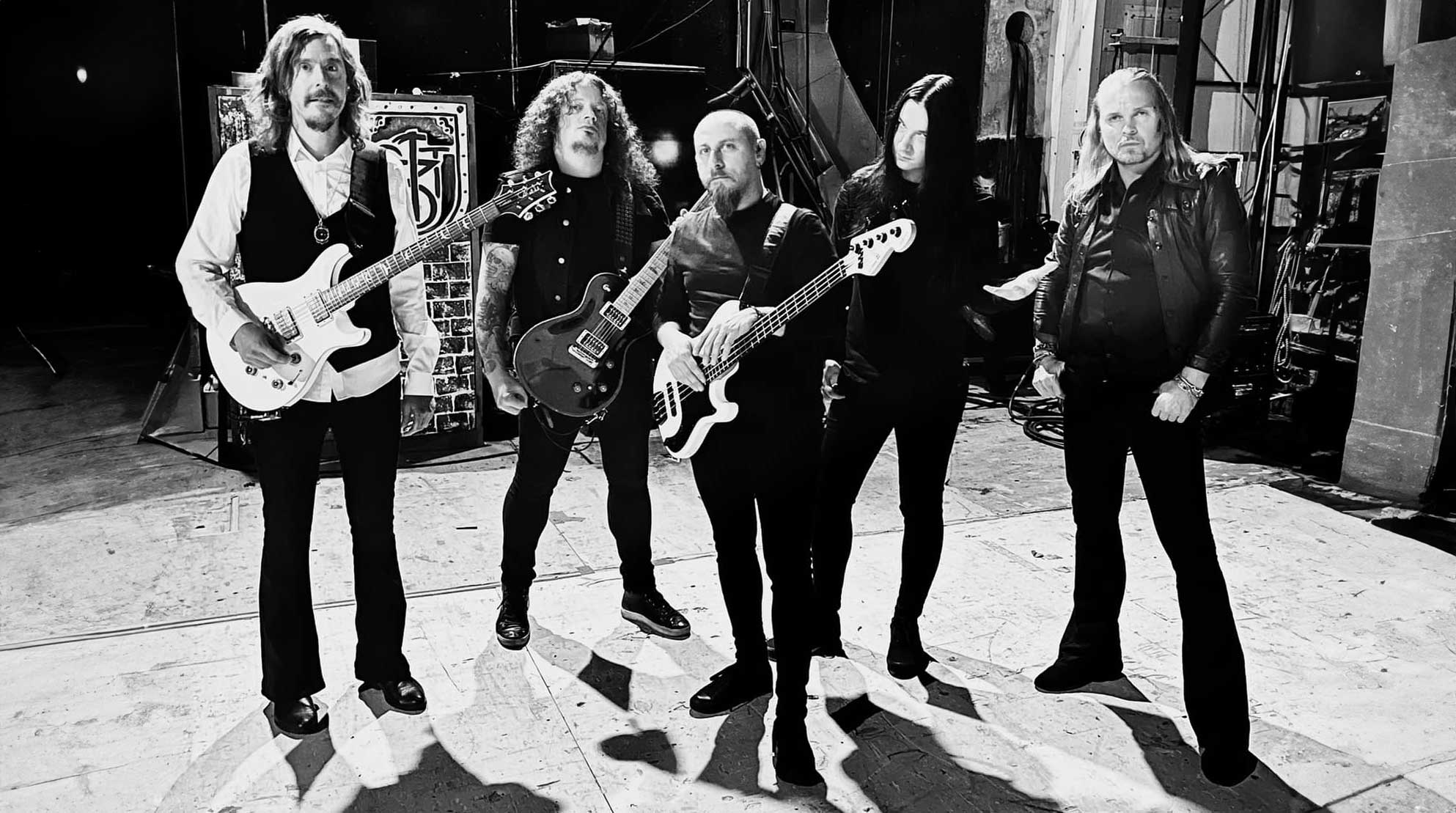 Fans at a Opeth concert